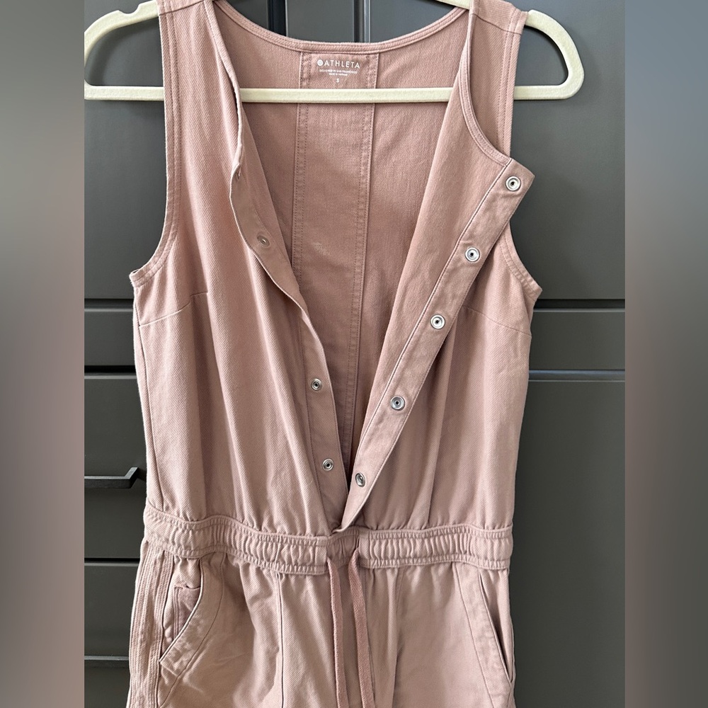 Athleta Mauve Sleeveless Top